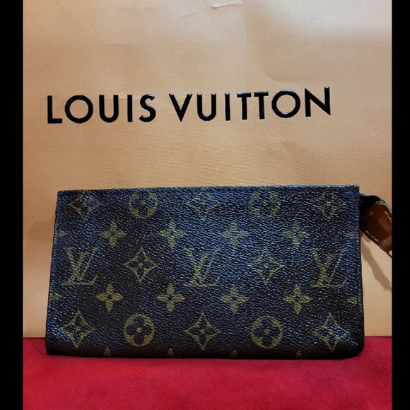 COPY - Louis Vuitton Monogram cosmetic Pouch / Pochette - Picture 1 of 12